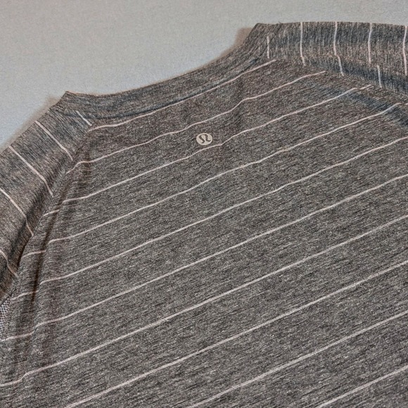 lululemon athletica Other - Lululemon Switchback Short Sleeve‎ V T Shirt Gray White Size L